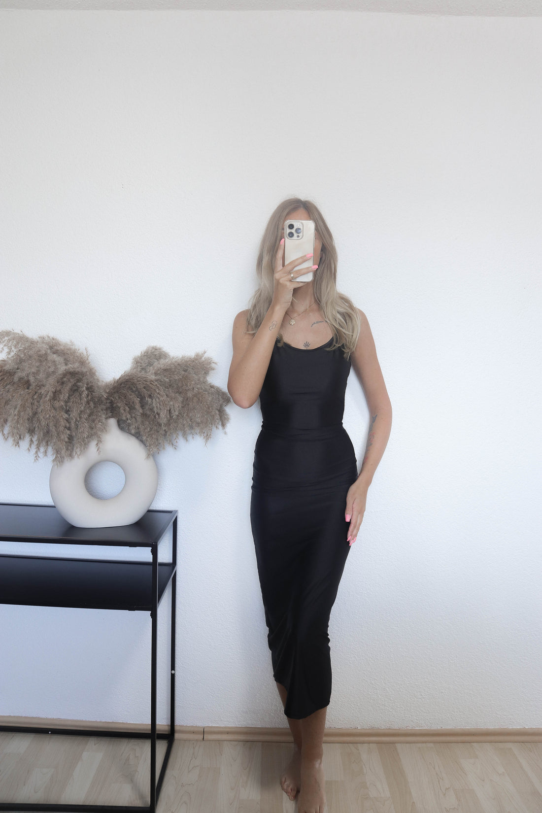 Hailys figurbetontes träger Kleid schwarz langes Kleid Gr. XS-L