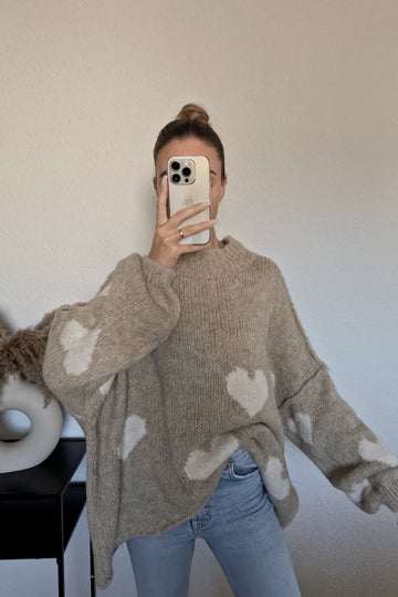 Oversize Herz Pullover in verschiedenen Farben