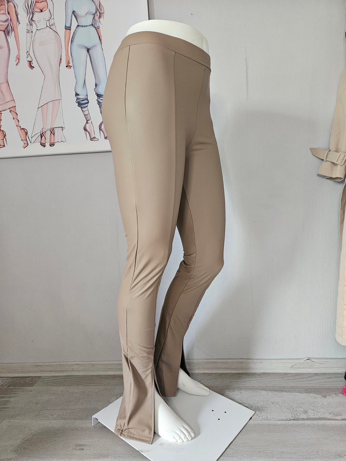 Lederimitat Hose/Leggings "Maya" mit Schlitz am Bein in 4Farben