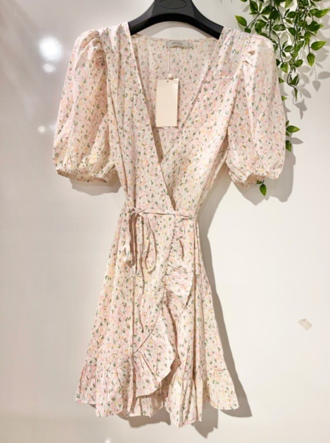 Wickel Kleid