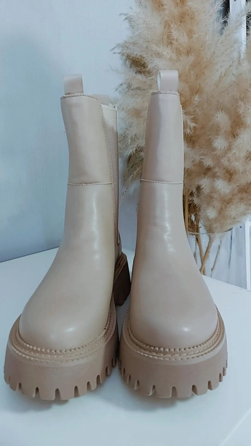 Boots Stiefeletten Malina in Beige letzte paar in Gr. 36 und 40